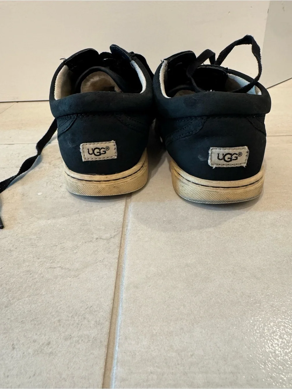 UGG Black Suede Casual Sneakers Women’s Size 7.5